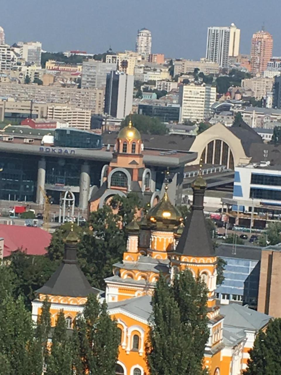 Apartament On Vasylia Lypkivskoho 24 Kiev Buitenkant foto