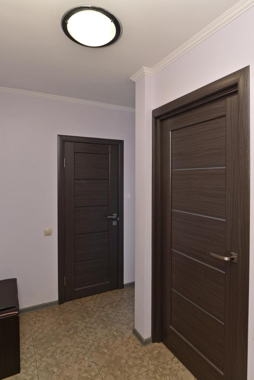 Apartament On Vasylia Lypkivskoho 24 Kiev Buitenkant foto