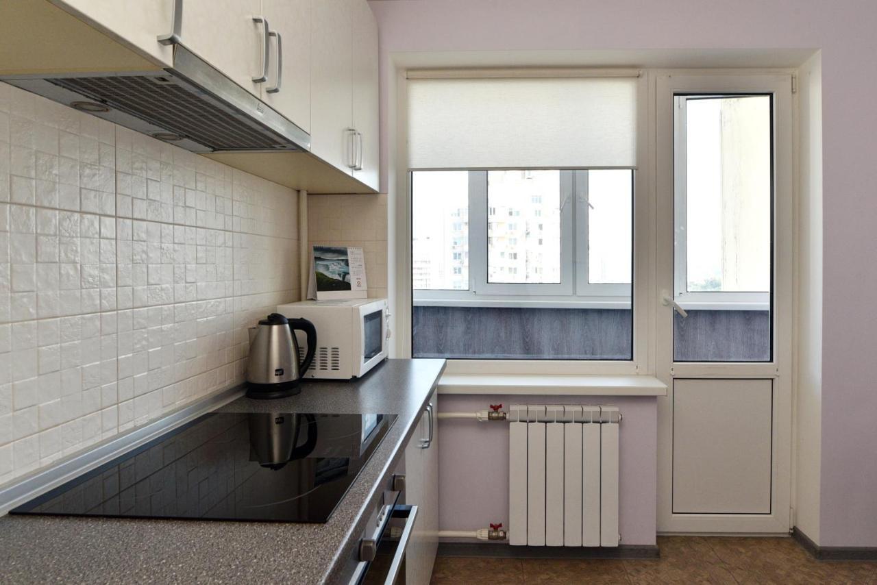 Apartament On Vasylia Lypkivskoho 24 Kiev Buitenkant foto