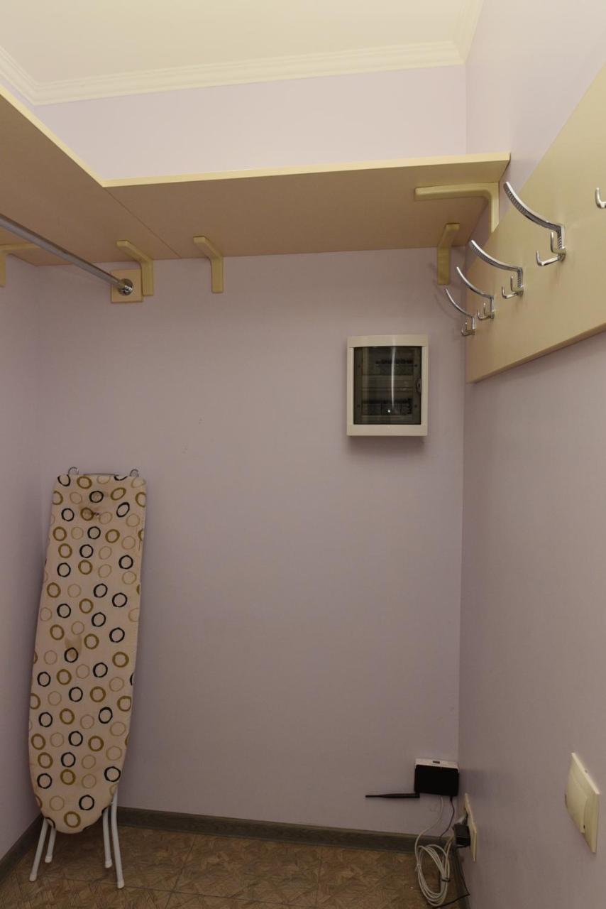 Apartament On Vasylia Lypkivskoho 24 Kiev Buitenkant foto